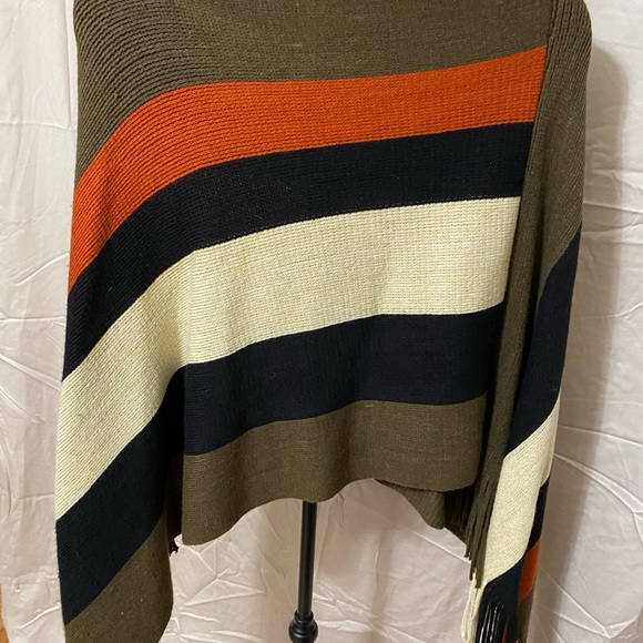 Autumn Winter Tassel Knitted Sweater Fashion Striped Pancho - Picture 3 of 4